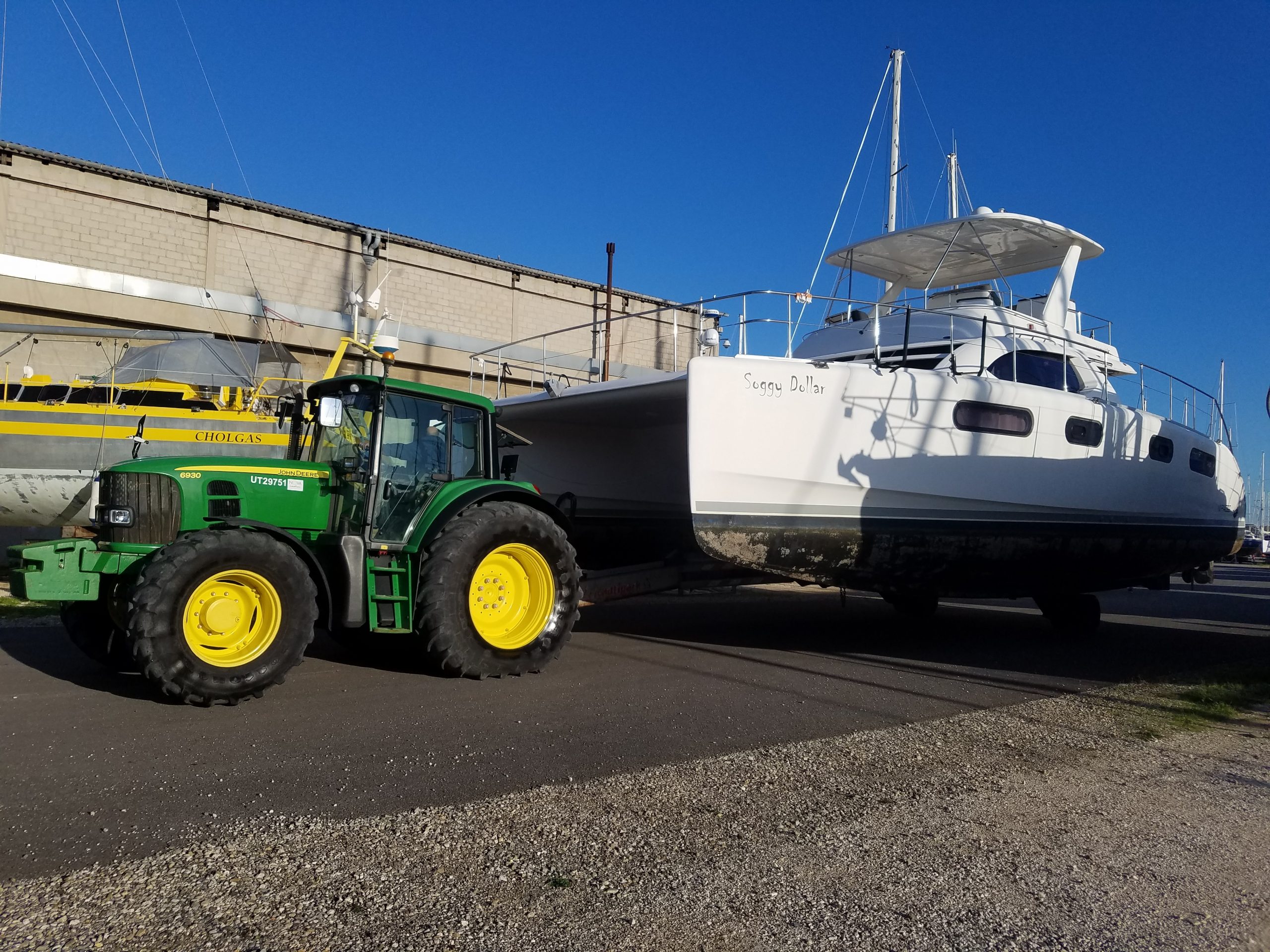 20191112_1546101 Port à sec Port Navy Service - Place de port Catamaran LEOPARD 47